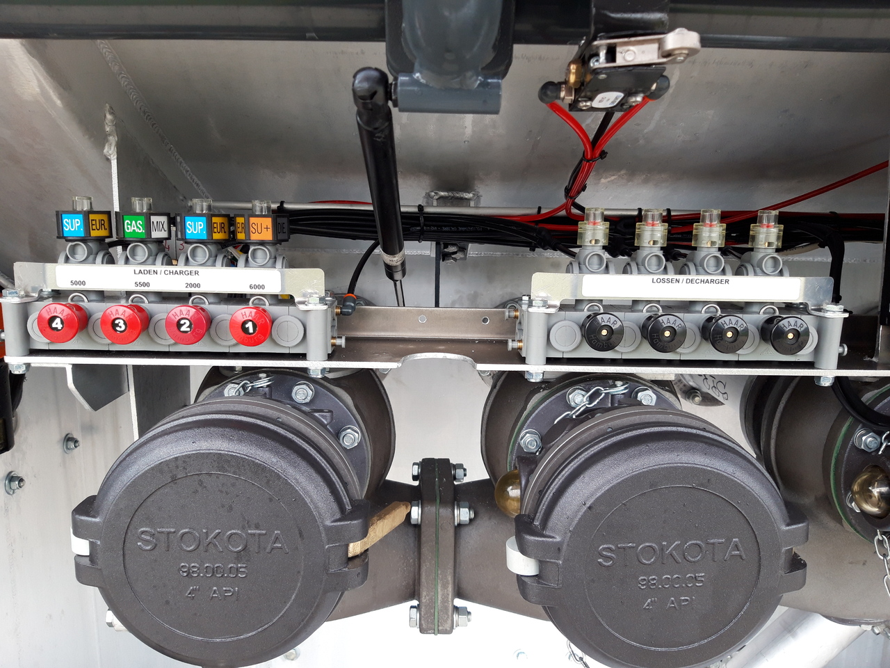 VOLVO FM - Камион цистерна: снимка 3 VOLVO FM - Камион цистерна: снимка 3