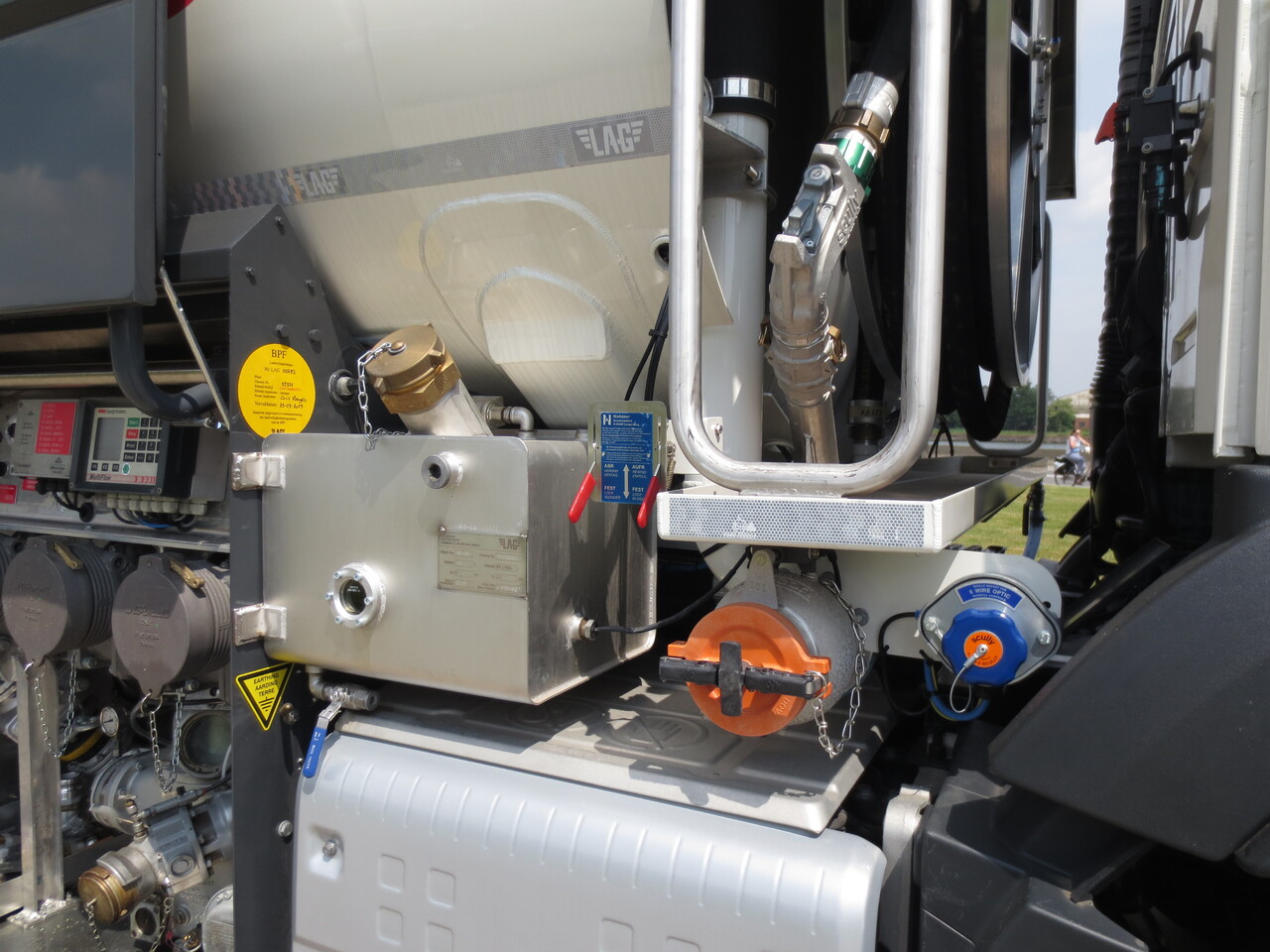 VOLVO FM - Камион цистерна: снимка 2 VOLVO FM - Камион цистерна: снимка 2