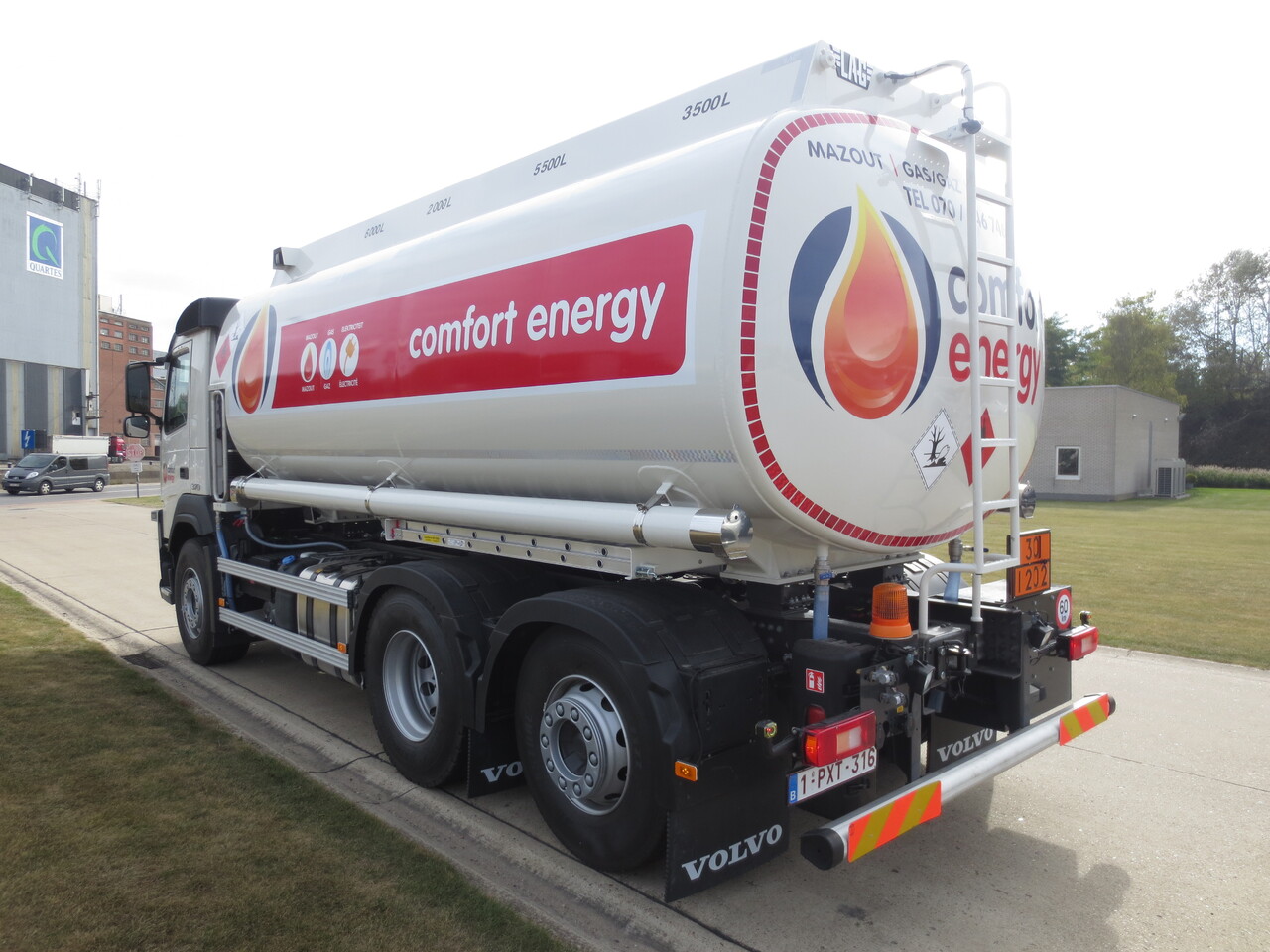 Камион цистерна Volvo FM: снимка 12
