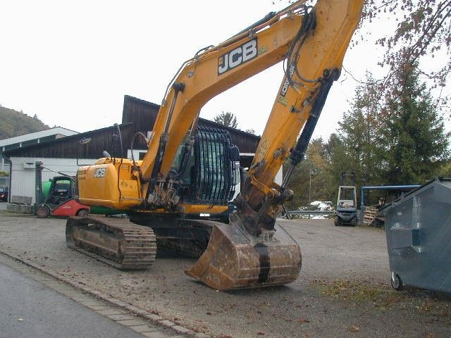 JCB JS220LCT4 - Верижен багер: снимка 4 JCB JS220LCT4 - Верижен багер: снимка 4