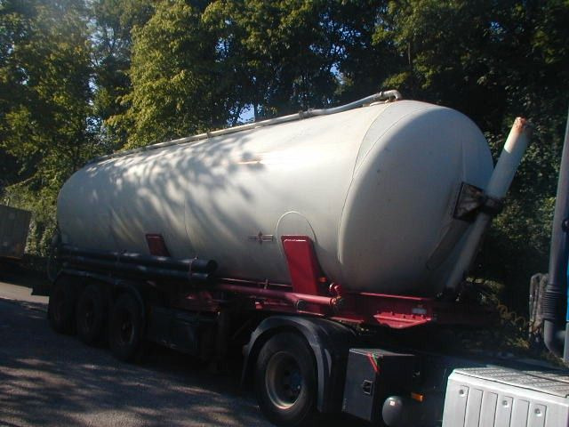 Spitzer 63 - Цистерна за насипни товари: снимка 1 Spitzer 63 - Цистерна за насипни товари: снимка 1