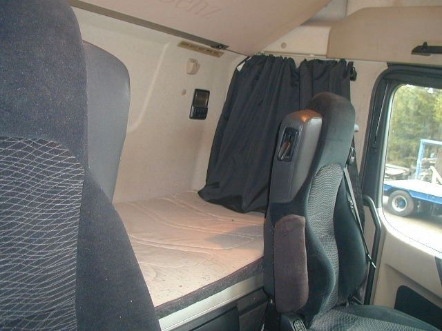 Mercedes-Benz 1843 - Влекач: снимка 5 Mercedes-Benz 1843 - Влекач: снимка 5