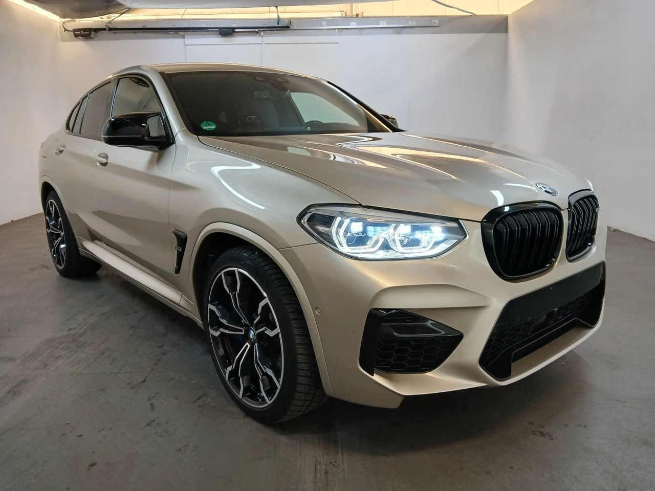BMW X4 M Competition,Harman Kardon,ACC, Shadow Line - Джип: снимка 2 BMW X4 M Competition,Harman Kardon,ACC, Shadow Line - Джип: снимка 2