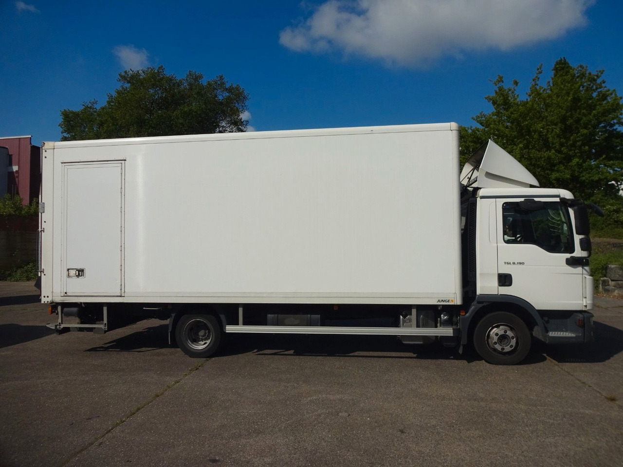 MAN TGL 8.190, LBW, Luft, Tempomat, Standheizung - Лекотоварен автомобил фургон: снимка 4 MAN TGL 8.190, LBW, Luft, Tempomat, Standheizung - Лекотоварен автомобил фургон: снимка 4