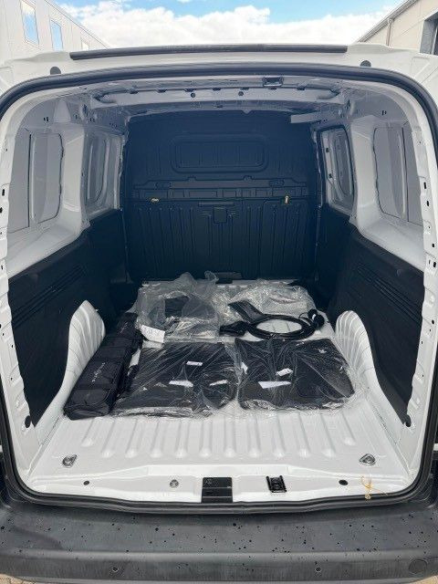 Peugeot Partner Premium Elektro L2H1, 100 kW - Пътнически бус, Електрически бус: снимка 5 Peugeot Partner Premium Elektro L2H1, 100 kW - Пътнически бус, Електрически бус: снимка 5