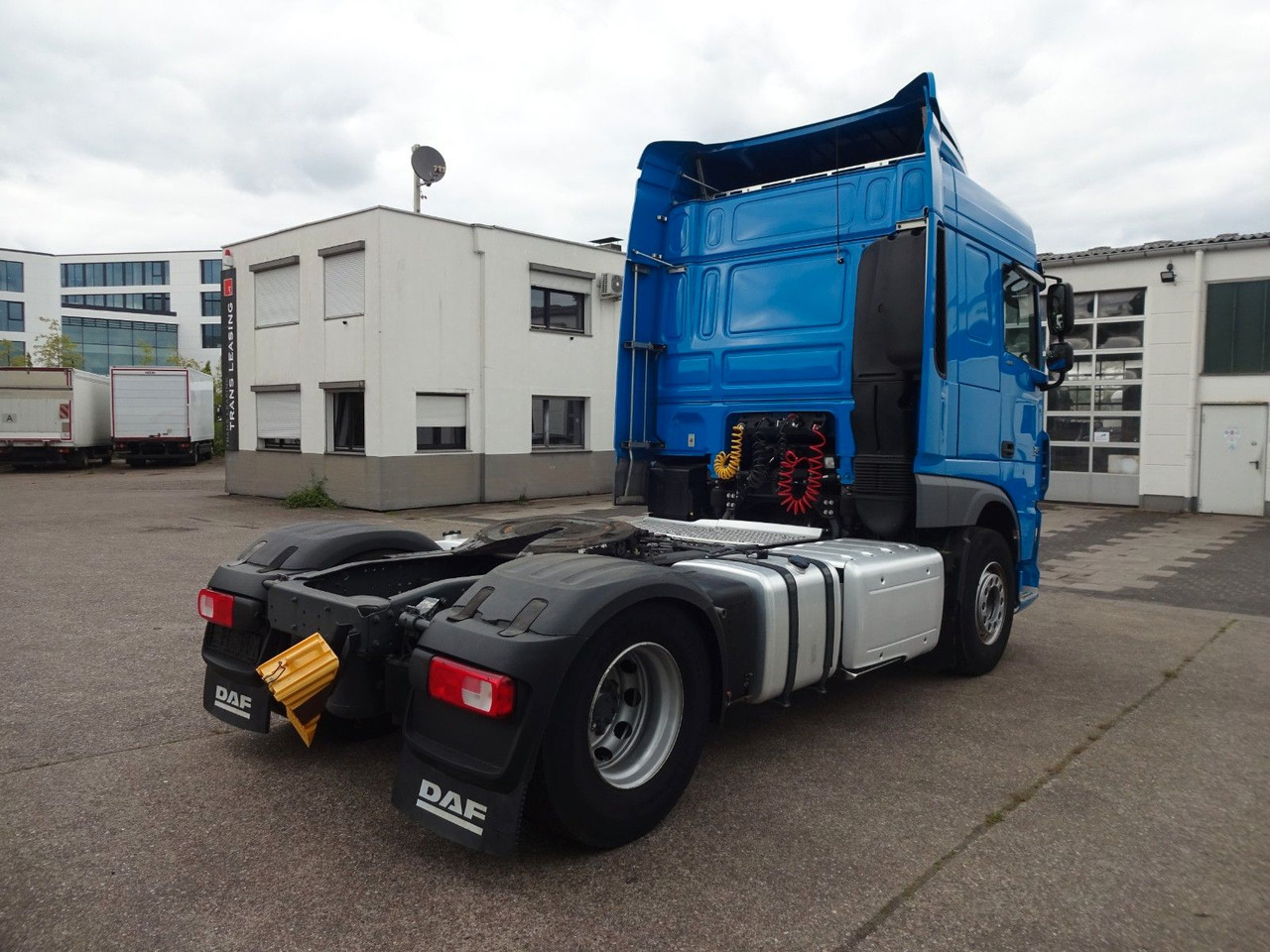 Влекач DAF XF 440, SC, Klima, 2 x Tank, Intarder, Standklim: снимка 8