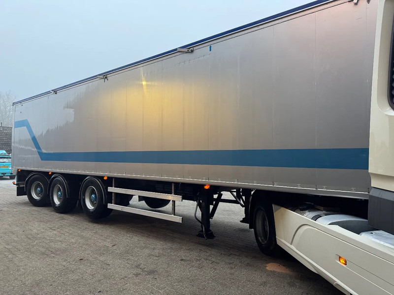 Bulthuis 70m3 Stuuras/Lenkachse Cargo Floor 2 jaar oud! Top conditie - NIEUWE APK - С плъзгащ под полуремарке: снимка 4 Bulthuis 70m3 Stuuras/Lenkachse Cargo Floor 2 jaar oud! Top conditie - NIEUWE APK - С плъзгащ под полуремарке: снимка 4