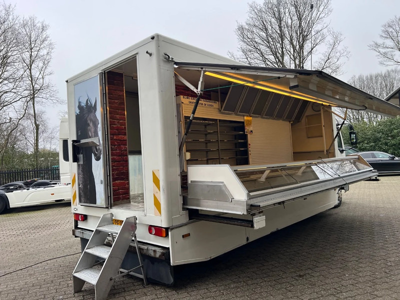 DAF LF 180 4X2 Verkoopopbouw/Verkaufsaufbau +Koeling Hydraulisch uitklapbaar - Магазин камион: снимка 2 DAF LF 180 4X2 Verkoopopbouw/Verkaufsaufbau +Koeling Hydraulisch uitklapbaar - Магазин камион: снимка 2