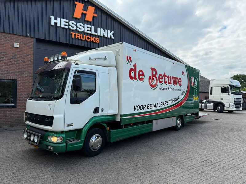 DAF LF 45.220 Laadklep/LBW Zijdeur Airco Slaapcabine AHK - Камион фургон: снимка 1 DAF LF 45.220 Laadklep/LBW Zijdeur Airco Slaapcabine AHK - Камион фургон: снимка 1