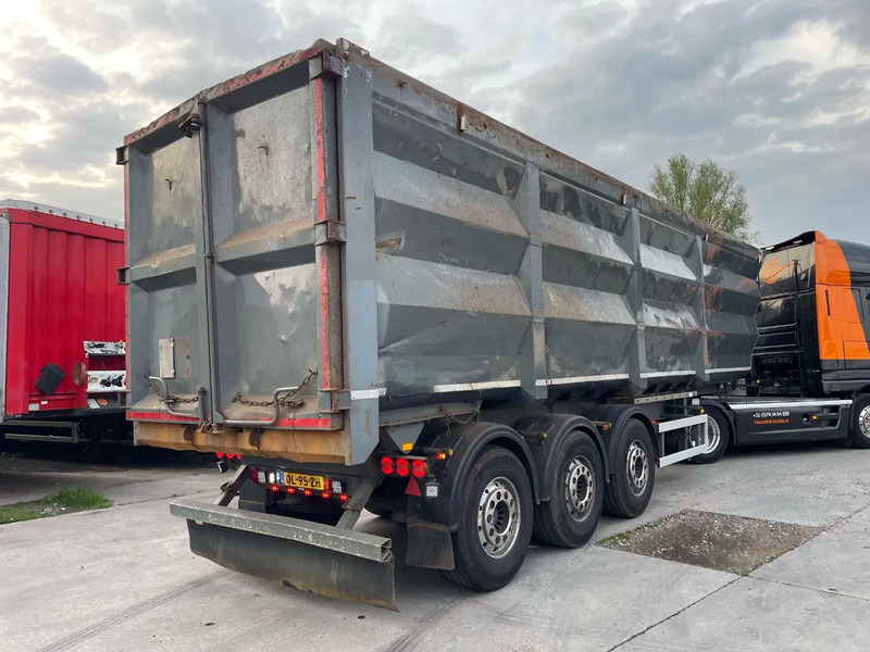 LUECK 60m3 Schrottkipper Hardox SAF Alcoa, nieuwe APK tot 22-5-2026 - Самосвал полуремарке: снимка 3 LUECK 60m3 Schrottkipper Hardox SAF Alcoa, nieuwe APK tot 22-5-2026 - Самосвал полуремарке: снимка 3