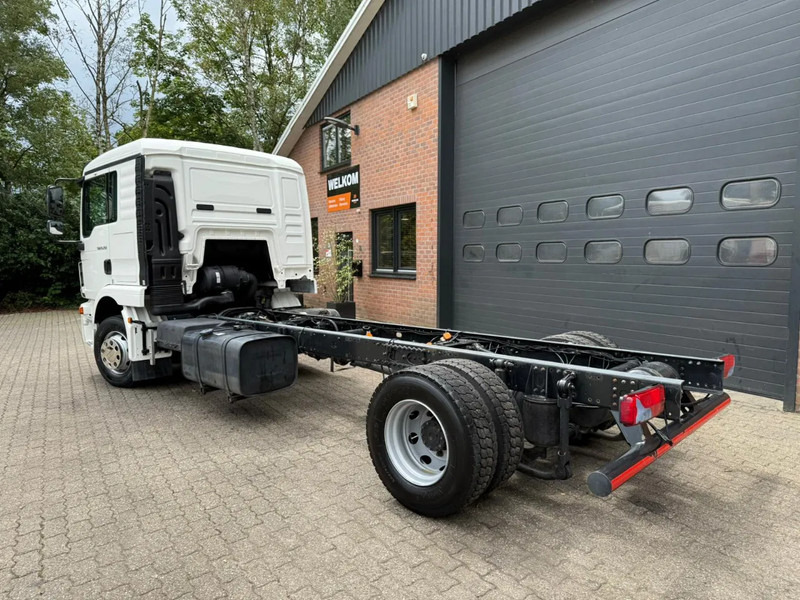 MAN TGM TGM 15.250 4X2 Chassis, Airco, 526.460 KM, Slaapcabine - Шаси кабина: снимка 2 MAN TGM TGM 15.250 4X2 Chassis, Airco, 526.460 KM, Slaapcabine - Шаси кабина: снимка 2