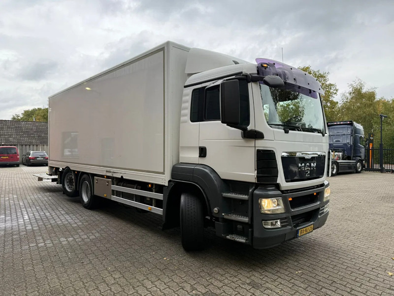 MAN TGS 26.320 Koffer Stuuras AHK 2500KG LBW 580.347KM! NL Truck - Камион фургон: снимка 2 MAN TGS 26.320 Koffer Stuuras AHK 2500KG LBW 580.347KM! NL Truck - Камион фургон: снимка 2