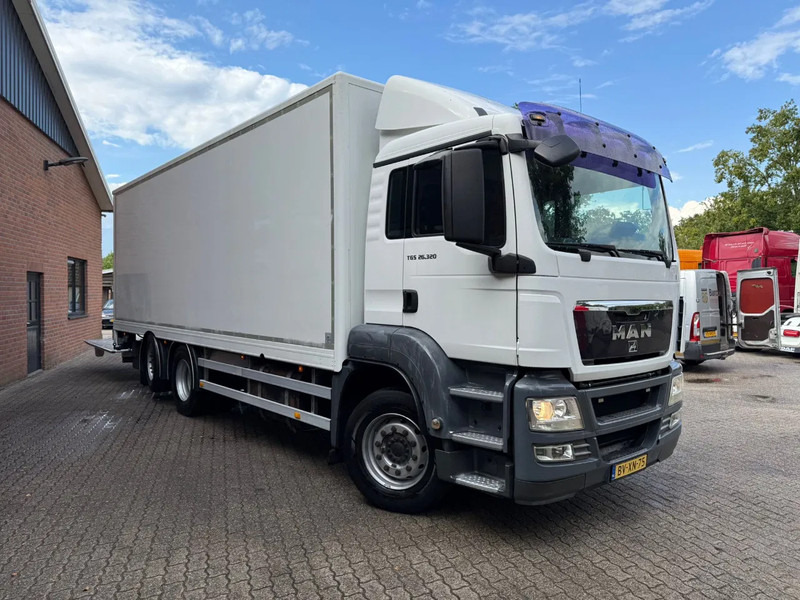 MAN TGS 26.320 Koffer Stuuras AHK 3.000KG LBW 267.965KM! NL Truck - Камион фургон: снимка 2 MAN TGS 26.320 Koffer Stuuras AHK 3.000KG LBW 267.965KM! NL Truck - Камион фургон: снимка 2