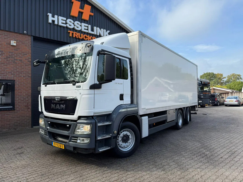 MAN TGS 26.320 Koffer Stuuras AHK 3.000KG LBW 353.980KM! NL Truck APK/TUV 11-03-2026 - Камион фургон: снимка 1 MAN TGS 26.320 Koffer Stuuras AHK 3.000KG LBW 353.980KM! NL Truck APK/TUV 11-03-2026 - Камион фургон: снимка 1