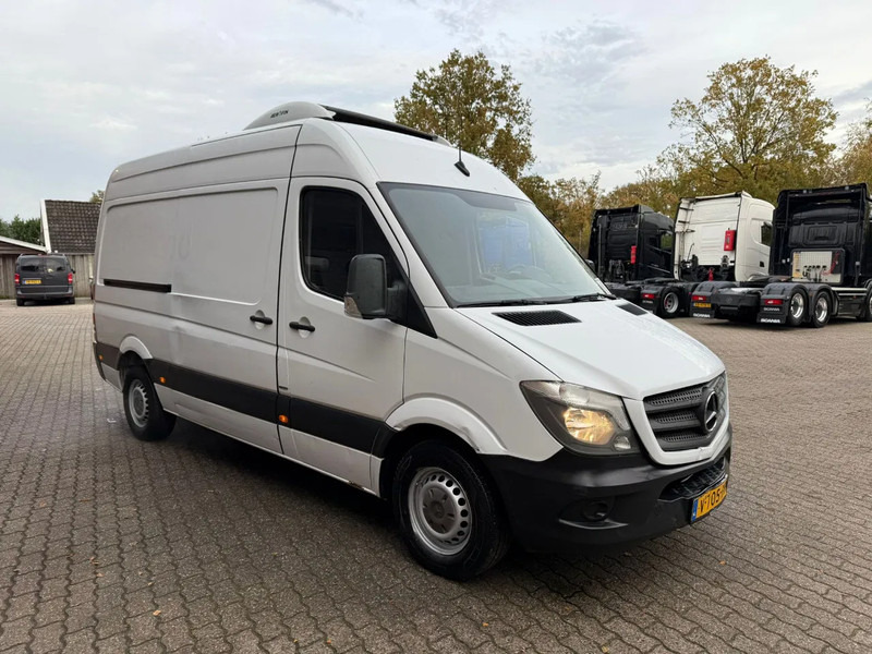 Mercedes-Benz Sprinter Dual Zone Frigo -30/+30 Automaat NL Van APK/TUV 02-06-2026 - Хладилен бус, Бус с двойна кабина: снимка 2 Mercedes-Benz Sprinter Dual Zone Frigo -30/+30 Automaat NL Van APK/TUV 02-06-2026 - Хладилен бус, Бус с двойна кабина: снимка 2