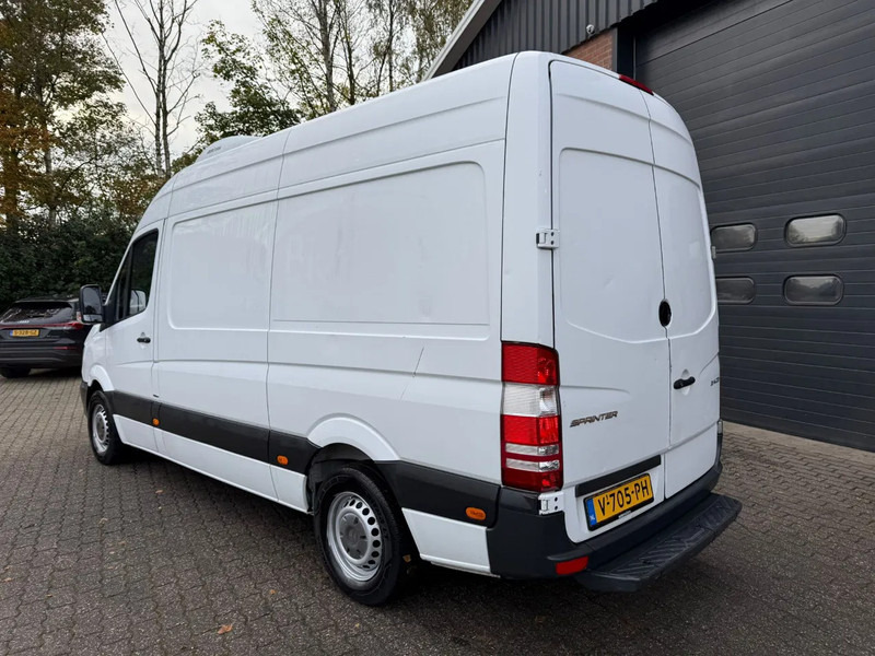 Mercedes-Benz Sprinter Dual Zone Frigo -30/+30 Automaat NL Van APK/TUV 02-06-2026 - Хладилен бус, Бус с двойна кабина: снимка 3 Mercedes-Benz Sprinter Dual Zone Frigo -30/+30 Automaat NL Van APK/TUV 02-06-2026 - Хладилен бус, Бус с двойна кабина: снимка 3