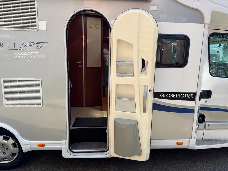 Renault Dethleffs Esprit RT 6614 Half integraal DCI 150 - Полуинтегриран кемпер: снимка 5 Renault Dethleffs Esprit RT 6614 Half integraal DCI 150 - Полуинтегриран кемпер: снимка 5