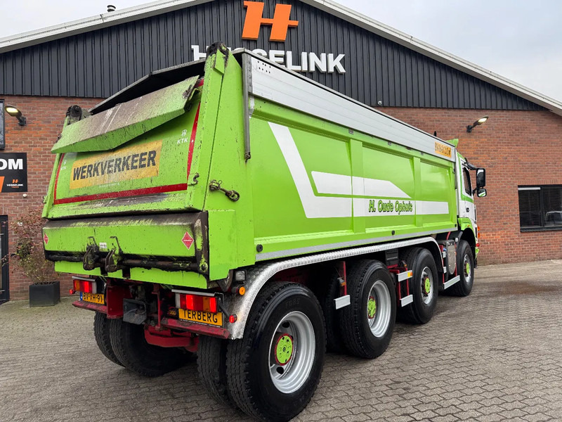 Terberg FM 2000 8X8 21m3 Isolated Hardox Manual gearbox NL truck - Самосвал камион: снимка 4 Terberg FM 2000 8X8 21m3 Isolated Hardox Manual gearbox NL truck - Самосвал камион: снимка 4