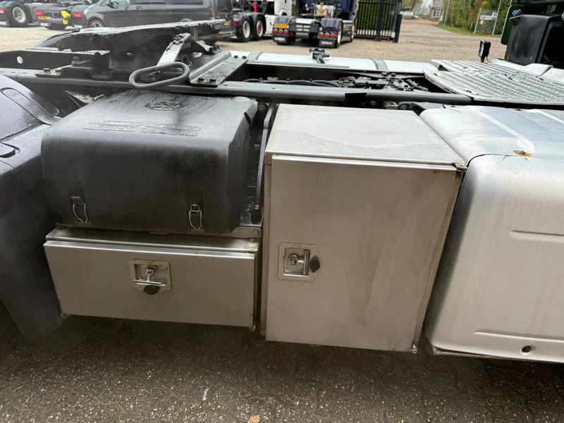 Лизинг на DAF CF 400 Space Cab LED RVS Gereedschapskist NL Truck DAF CF 400 Space Cab LED RVS Gereedschapskist NL Truck: снимка 14