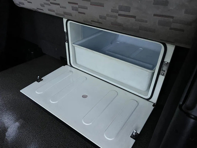 Лизинг на DAF CF 400 Space Cab NL Truck 764.313KM DAF CF 400 Space Cab NL Truck 764.313KM: снимка 6