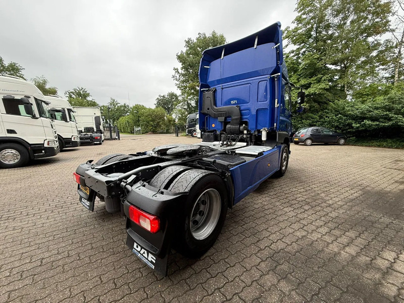 DAF CF 400 Space Cab side ACC 4x2 615.010KM NL Truck - Влекач: снимка 3 DAF CF 400 Space Cab side ACC 4x2 615.010KM NL Truck - Влекач: снимка 3