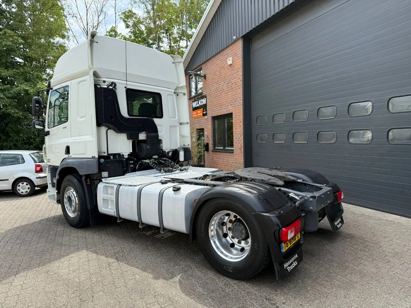 DAF CF 440 4X2 Space Cab Side skirts ACC NL Truck - Влекач: снимка 3 DAF CF 440 4X2 Space Cab Side skirts ACC NL Truck - Влекач: снимка 3