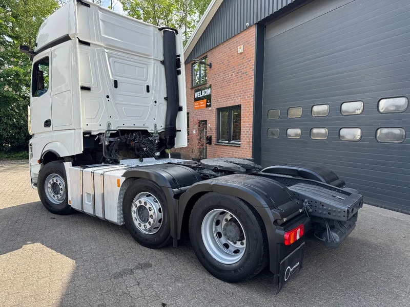 Mercedes-Benz Actros 2545 6X2 Gigaspace Gestuurde voorloopas NL Truck 327.240KM - Влекач: снимка 4 Mercedes-Benz Actros 2545 6X2 Gigaspace Gestuurde voorloopas NL Truck 327.240KM - Влекач: снимка 4