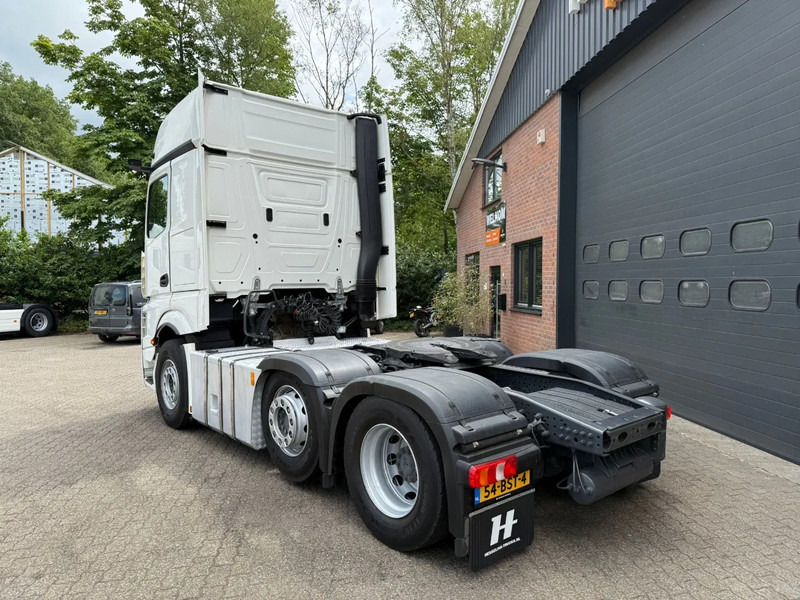 Mercedes-Benz Actros 2545 6X2 Gigaspace Standairco NL Truck 327.240KM Gestuurde voorloopas - Влекач: снимка 4 Mercedes-Benz Actros 2545 6X2 Gigaspace Standairco NL Truck 327.240KM Gestuurde voorloopas - Влекач: снимка 4