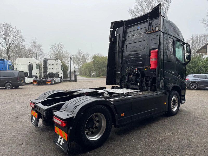 Volvo FH Dual clutch 2X tank Standairco 689.009KM! Alcoa - Влекач: снимка 2 Volvo FH Dual clutch 2X tank Standairco 689.009KM! Alcoa - Влекач: снимка 2