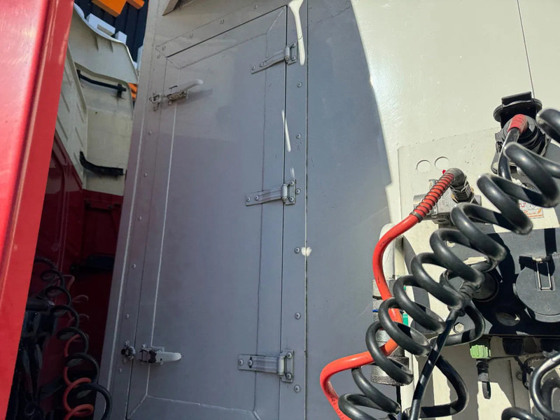 С плъзгащ под полуремарке kraker 90m3 Cargo Floor 10MM Stuuras Lenkachse Liftachse Nieuwe APK/TUV 04/2026: снимка 9