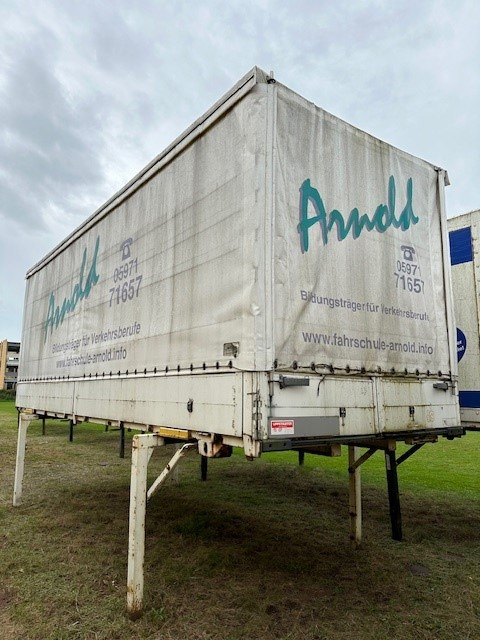 Ackermann-Fruehauf Wechselpritsche mit Bordwänden und Plane BDF System 7.150 mm - Брезентова каросерия: снимка 1 Ackermann-Fruehauf Wechselpritsche mit Bordwänden und Plane BDF System 7.150 mm - Брезентова каросерия: снимка 1