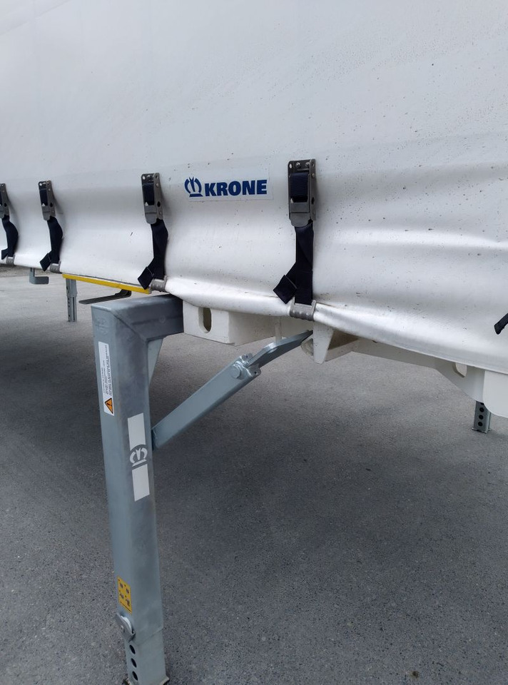 Krone BDF-System, 7.820 mm lang. - Брезентова каросерия: снимка 1 Krone BDF-System, 7.820 mm lang. - Брезентова каросерия: снимка 1