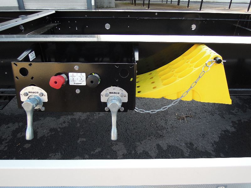 Krone BDF-System, Maxi, ohne Zulassung. - Контейнеровоз/ Сменна каросерия ремарке: снимка 3 Krone BDF-System, Maxi, ohne Zulassung. - Контейнеровоз/ Сменна каросерия ремарке: снимка 3