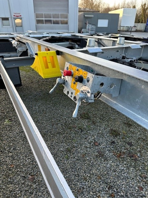 Контейнеровоз/ Сменна каросерия ремарке Schmitz Cargobull BDF-System, Standard, ohne Zulassung.: снимка 7 Контейнеровоз/ Сменна каросерия ремарке Schmitz Cargobull BDF-System, Standard, ohne Zulassung.: снимка 7