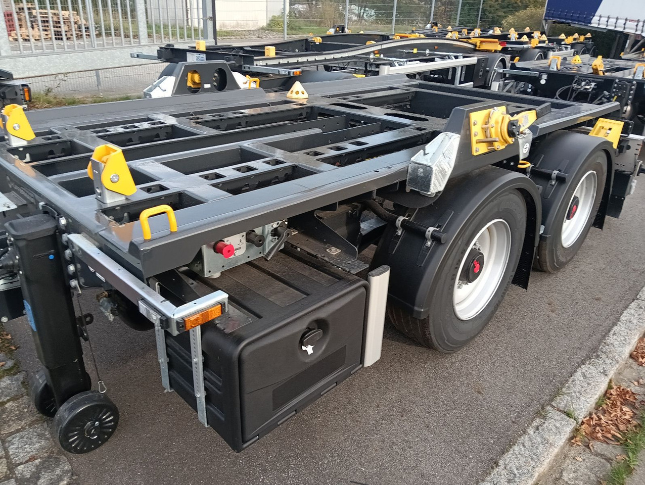 Hüffermann 2-A-MINI-CARRIER SAFETYFIX VERZINKT NEU TOP-PREI - Мултилифт/ Лифтдъмпер ремарке: снимка 3 Hüffermann 2-A-MINI-CARRIER SAFETYFIX VERZINKT NEU TOP-PREI - Мултилифт/ Лифтдъмпер ремарке: снимка 3