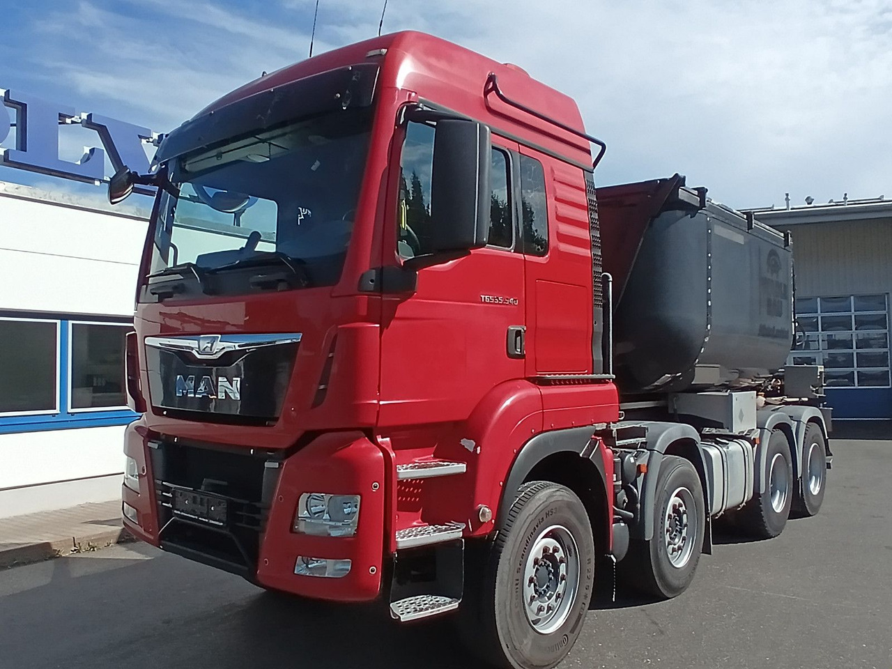 MAN TGS 35:480 8x4BL MEILLER ISO-Teerbirne RETARDER - Самосвал камион: снимка 2 MAN TGS 35:480 8x4BL MEILLER ISO-Teerbirne RETARDER - Самосвал камион: снимка 2