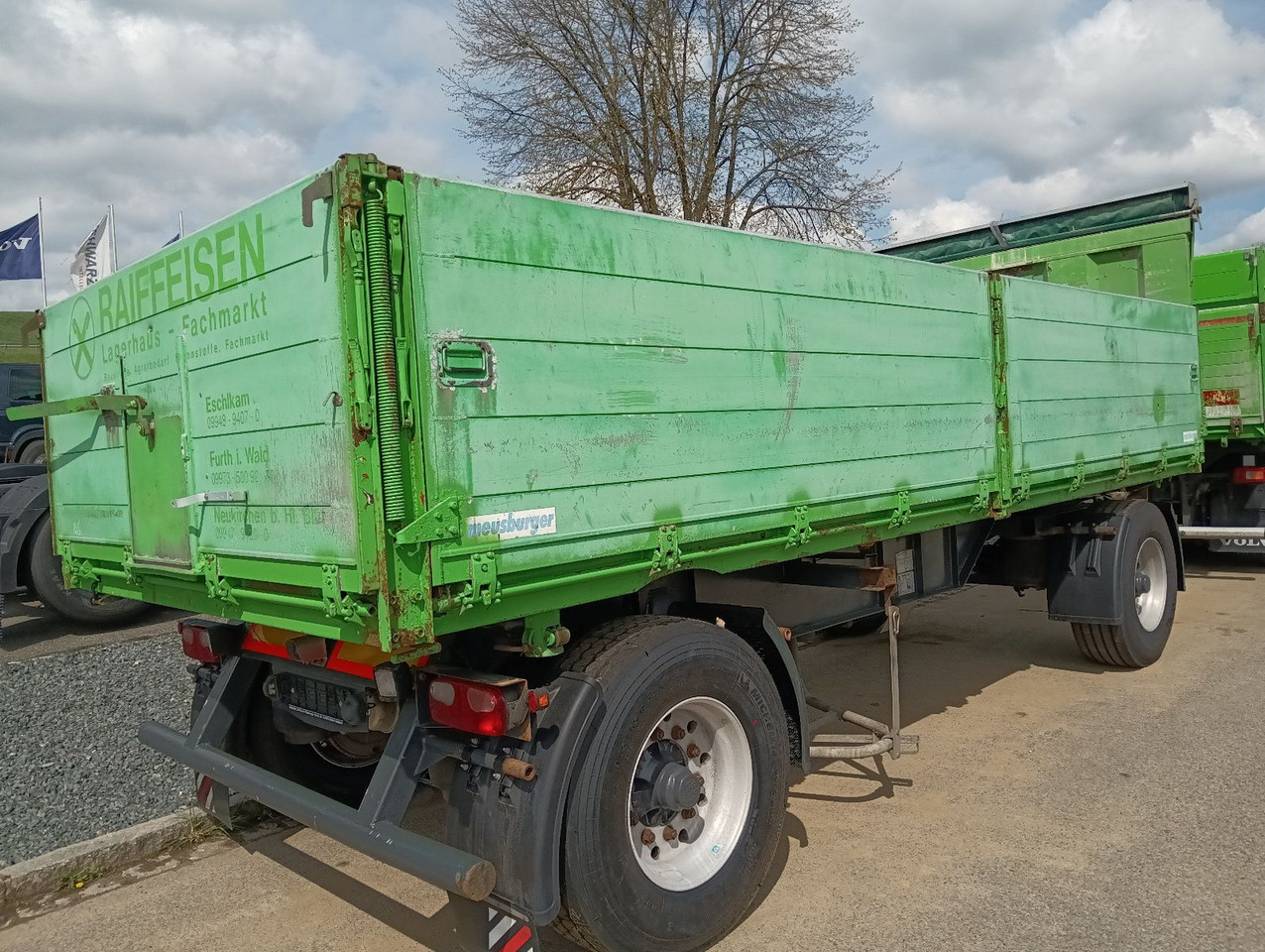 Meusburger 2-A 3-Seitenkipper 16m3 Getreide Alufelgen 4,6t - Самосвал ремарке: снимка 4 Meusburger 2-A 3-Seitenkipper 16m3 Getreide Alufelgen 4,6t - Самосвал ремарке: снимка 4