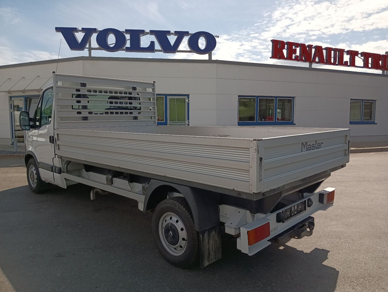 Renault MASTER 3,5t AHK, TÜV/Reifen/Bremse NEU orig.64t - Бордови бус, Бус с двойна кабина: снимка 4 Renault MASTER 3,5t AHK, TÜV/Reifen/Bremse NEU orig.64t - Бордови бус, Бус с двойна кабина: снимка 4
