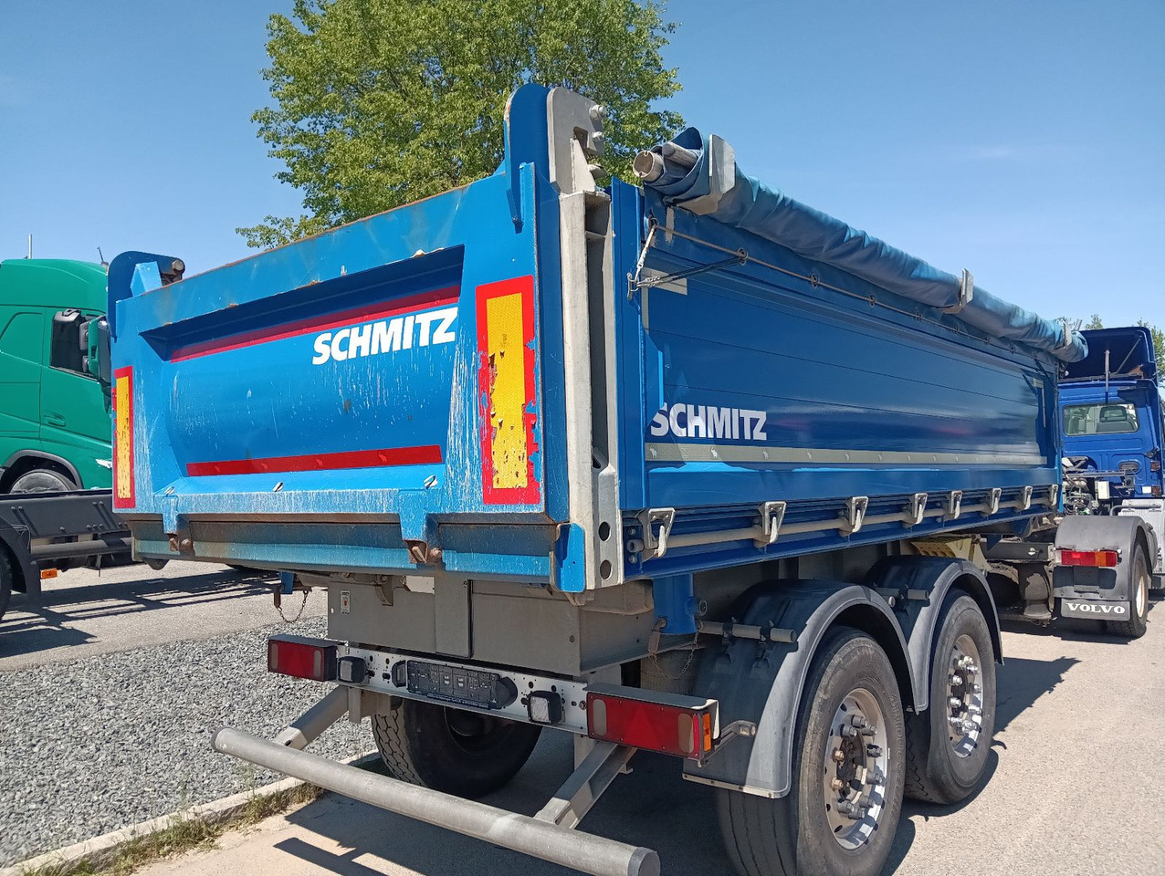 Schmitz Cargobull ZKI 18 Tandem 3-Seiten Kipper ALU ALCOA Rollplan - Самосвал ремарке: снимка 4 Schmitz Cargobull ZKI 18 Tandem 3-Seiten Kipper ALU ALCOA Rollplan - Самосвал ремарке: снимка 4