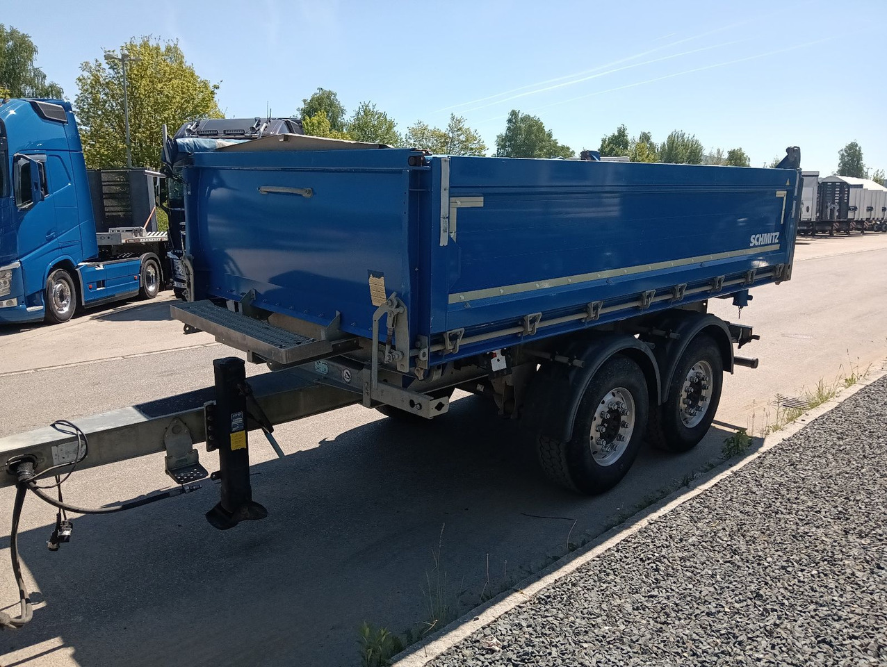 Schmitz Cargobull ZKI 18 Tandem 3-Seiten Kipper ALU ALCOA Rollplan - Самосвал ремарке: снимка 3 Schmitz Cargobull ZKI 18 Tandem 3-Seiten Kipper ALU ALCOA Rollplan - Самосвал ремарке: снимка 3