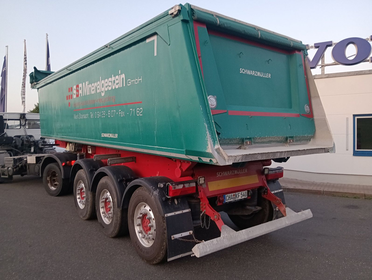 Schwarzmüller 3-A Alumulde ALCOA 27m3 SAF Lift 5,4t el.Verdeck - Самосвал полуремарке: снимка 4 Schwarzmüller 3-A Alumulde ALCOA 27m3 SAF Lift 5,4t el.Verdeck - Самосвал полуремарке: снимка 4