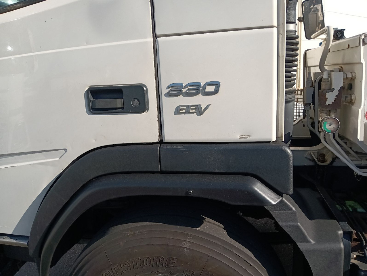 Volvo FMX 330 4x2 MEILLER TAK10 VOLVO Service TOP! EEV - Самосвал камион: снимка 4 Volvo FMX 330 4x2 MEILLER TAK10 VOLVO Service TOP! EEV - Самосвал камион: снимка 4