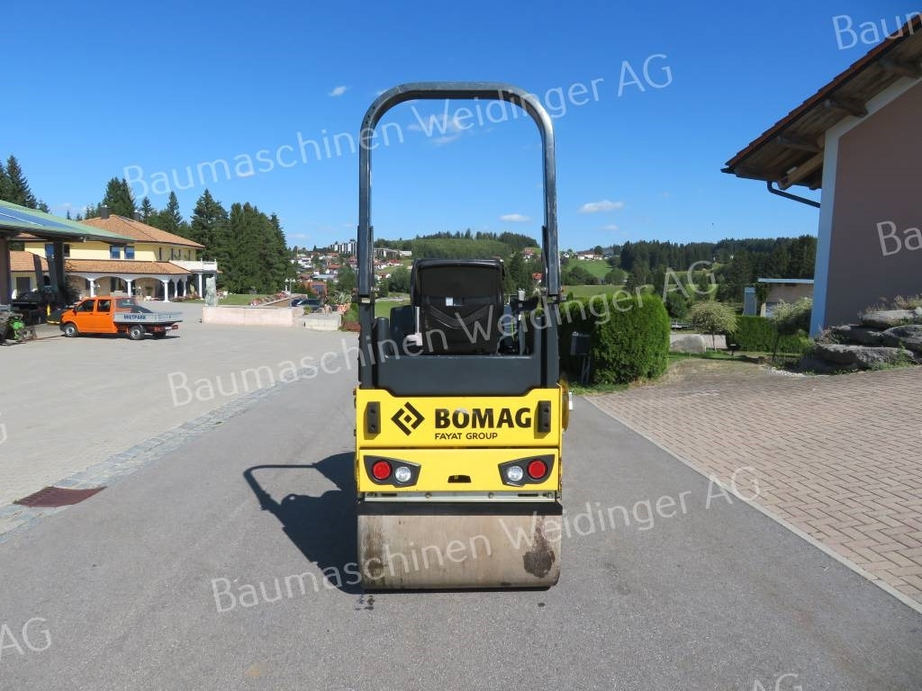 Bomag BW 100 AD-5 - Пътен валяк: снимка 4 Bomag BW 100 AD-5 - Пътен валяк: снимка 4