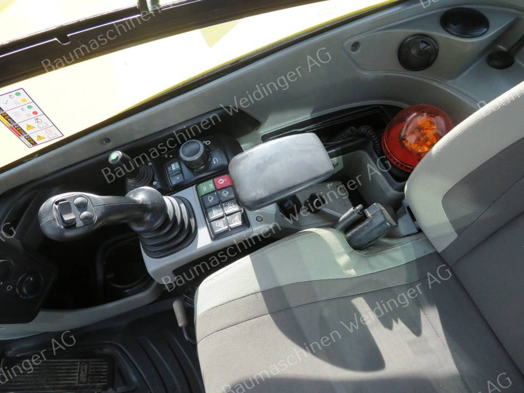 Колесен багер Wacker Neuson EW 65: снимка 11