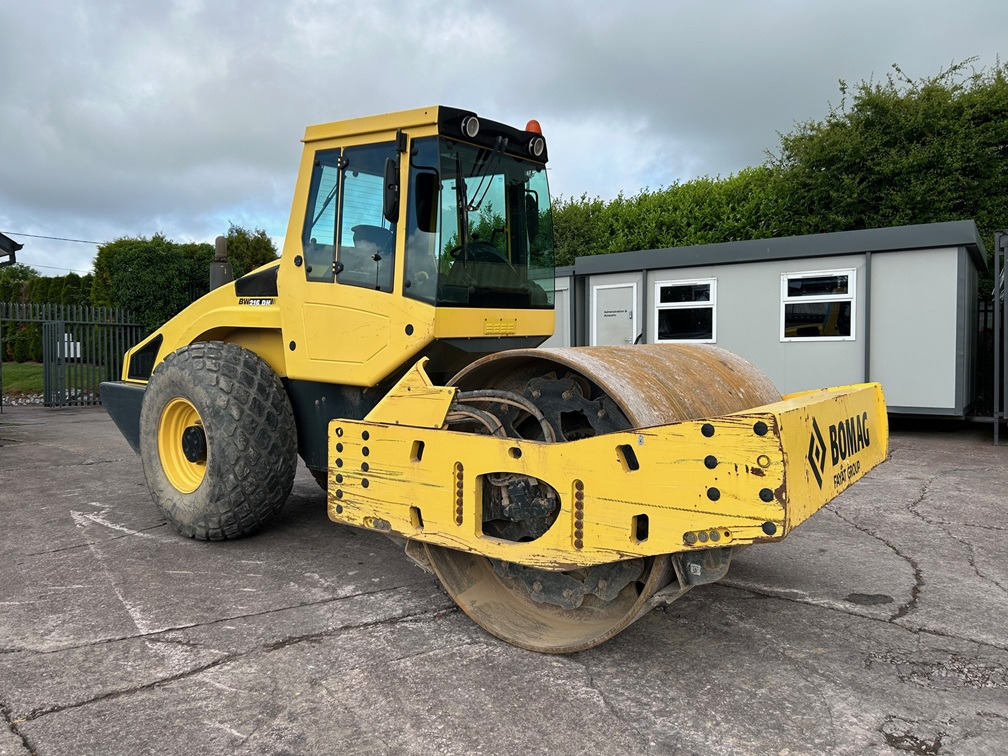 BOMAG BW216DH - Only 1,818 Hours from New - Компактор: снимка 1 BOMAG BW216DH - Only 1,818 Hours from New - Компактор: снимка 1