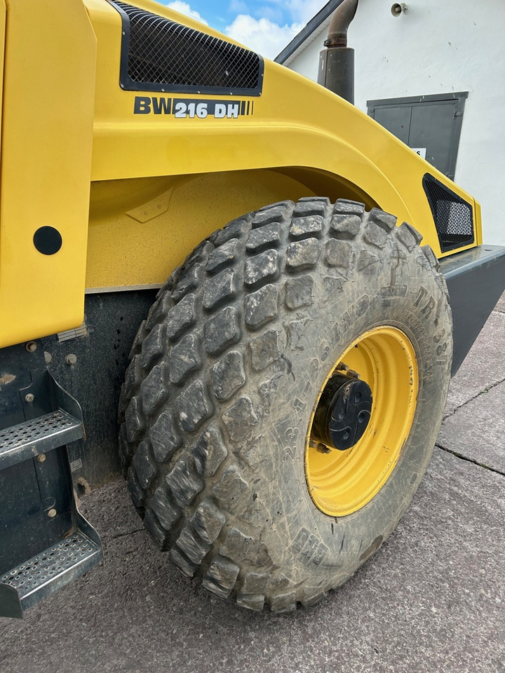BOMAG BW216DH - Only 1,818 Hours from New - Компактор: снимка 4 BOMAG BW216DH - Only 1,818 Hours from New - Компактор: снимка 4