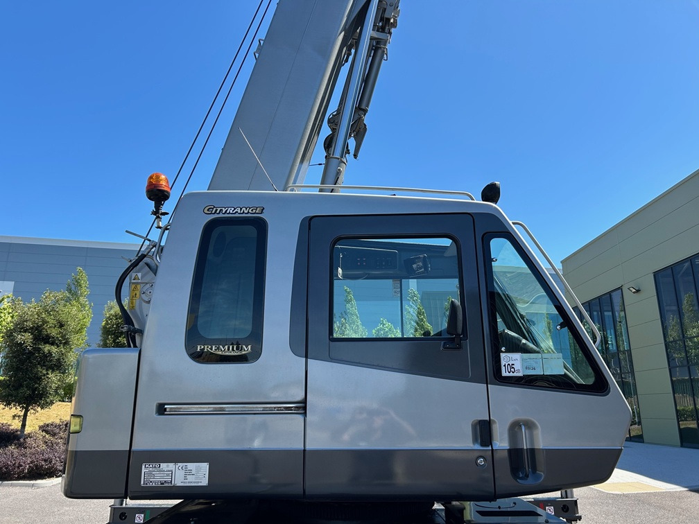 Кран за всякакви терени KATO 13 Ton City Crane with Only 6,822kms and 1,362 hours from New: снимка 28