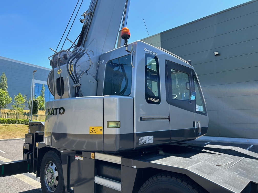 Кран за всякакви терени KATO 13 Ton City Crane with Only 6,822kms and 1,362 hours from New: снимка 22