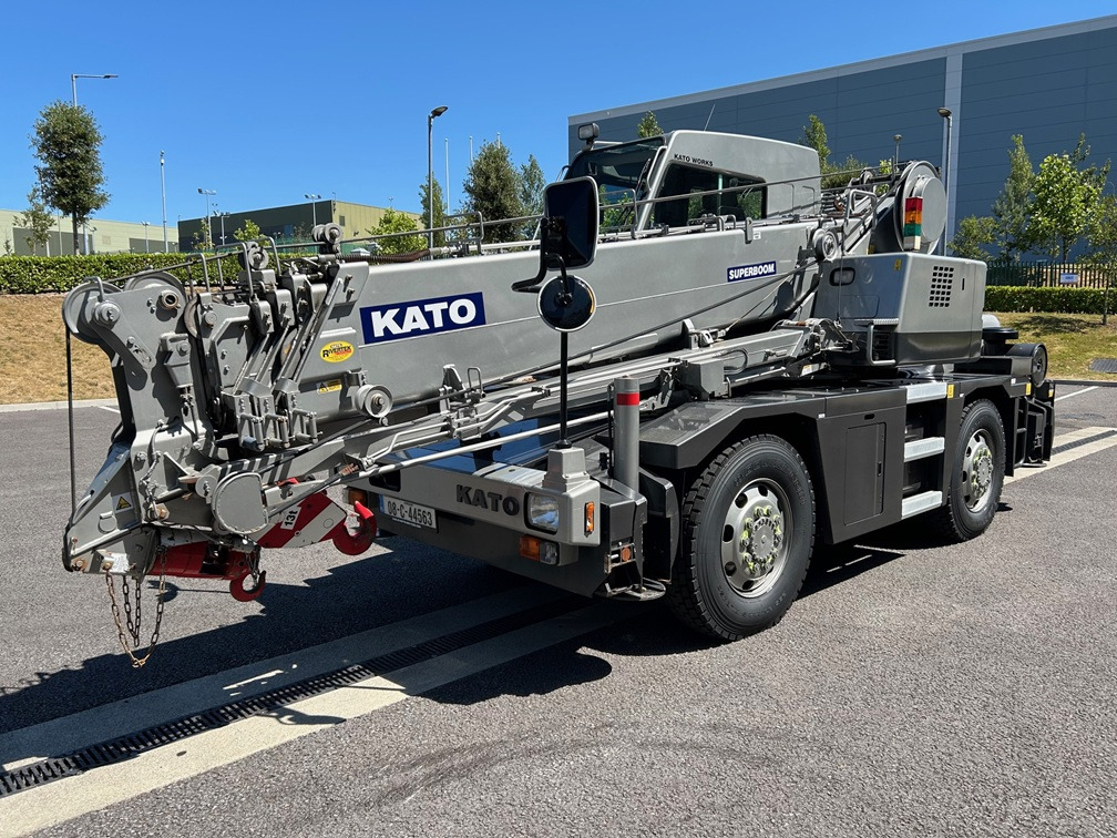 Кран за всякакви терени KATO 13 Ton City Crane with Only 6,822kms and 1,362 hours from New: снимка 9