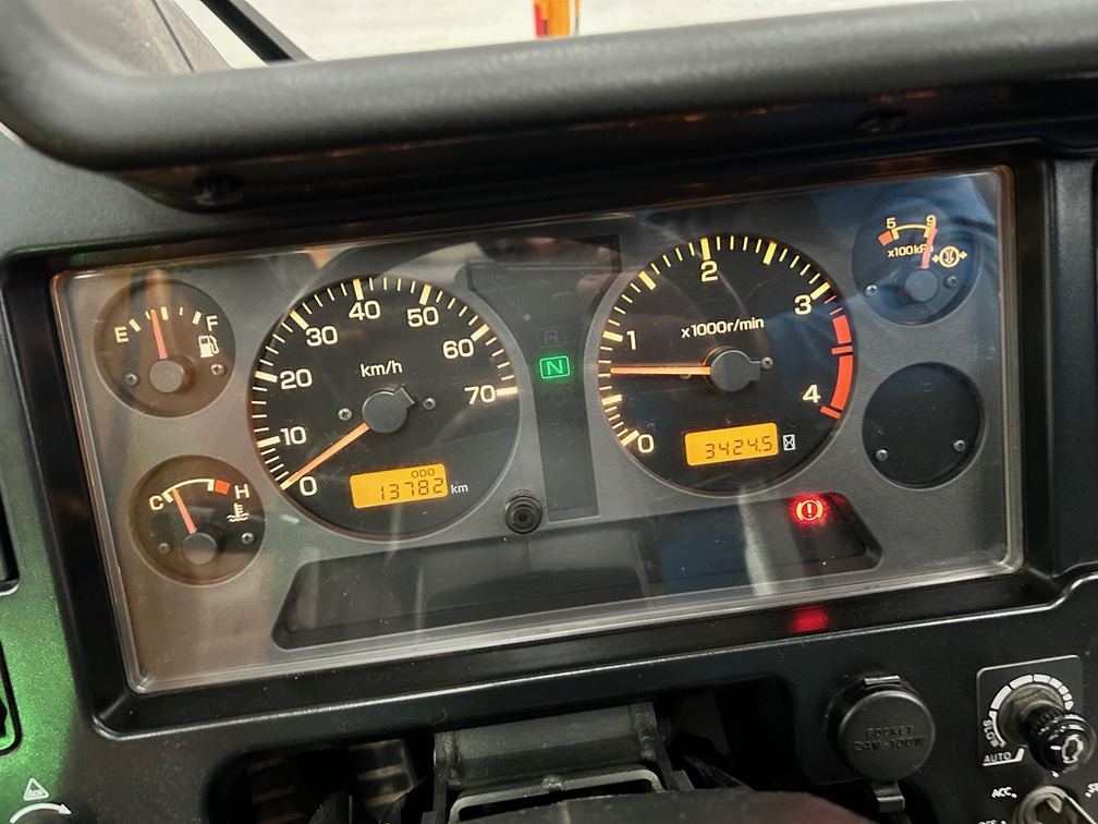 Автокран KATO CR-130Ri - 13 Ton City Crane with Only 8,563 miles from New !!: снимка 37